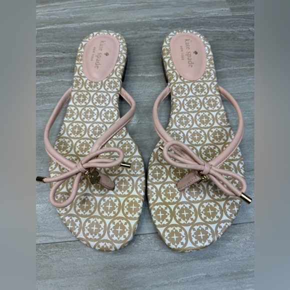 Kate Spade Mystic Bow Tie Spade Charm Sandals Womens 9.5 - Picture 2 of 8